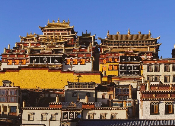 Yunnan Ganden Sumtseling Monastery